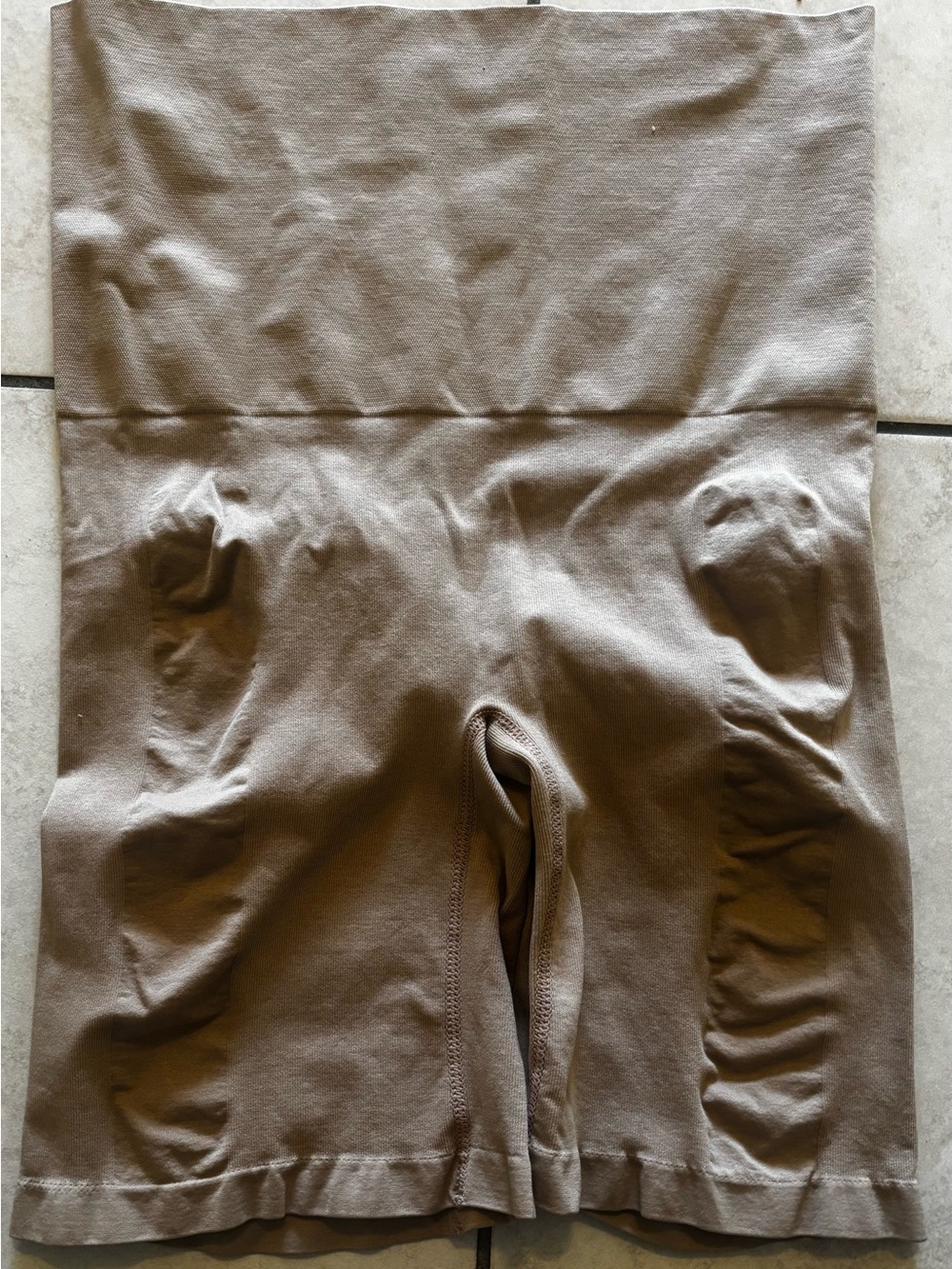 Seamless High-Waist  Shaping Shorts - Taupe